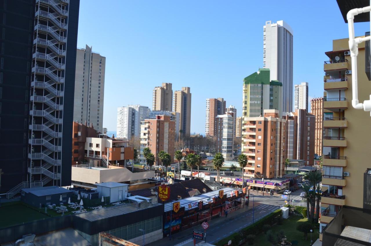Apts Ara With Pool Benidorm Kültér fotó