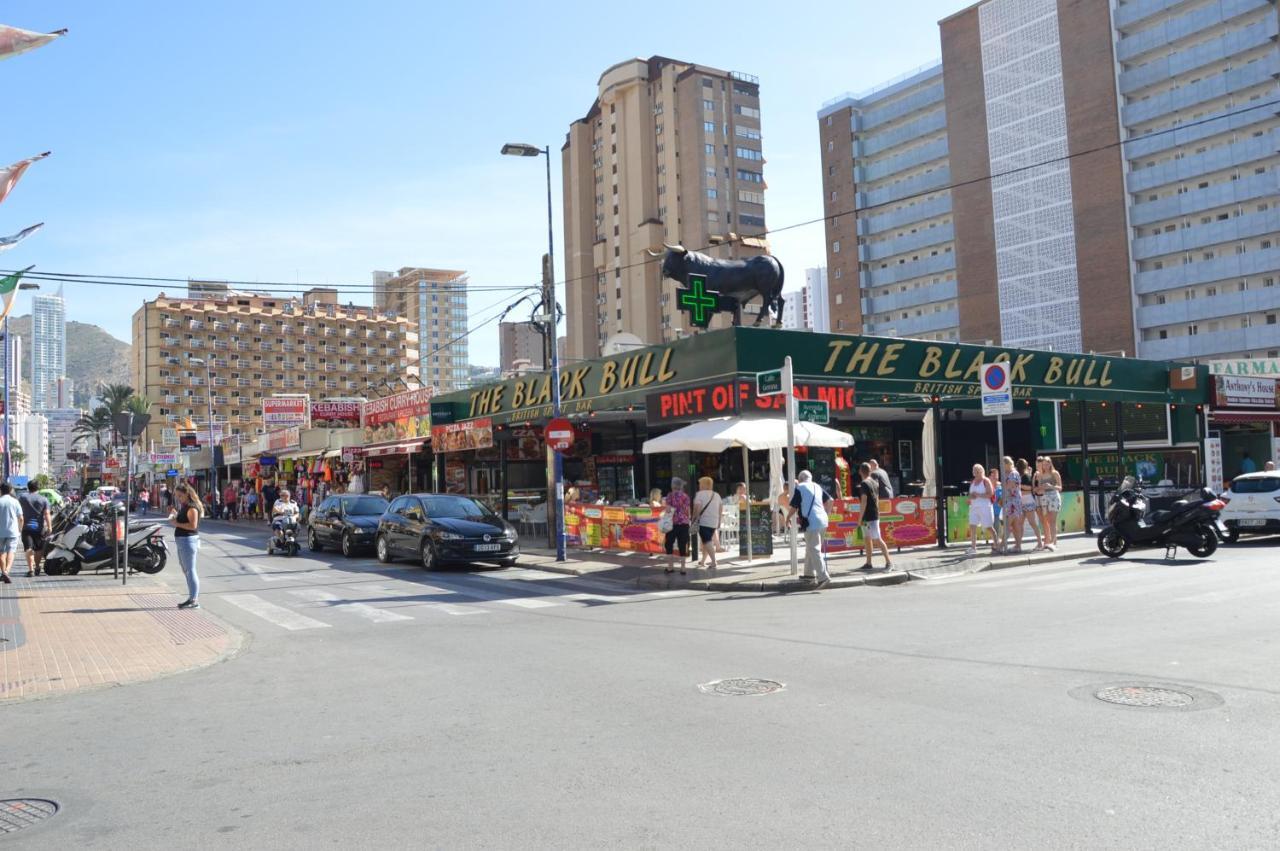 Apts Ara With Pool Benidorm Kültér fotó