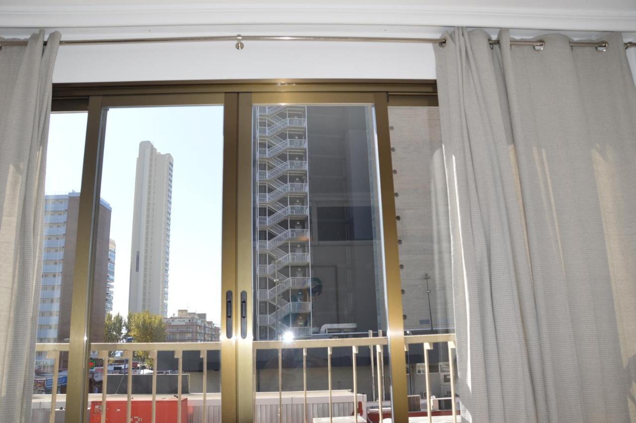Apts Ara With Pool Benidorm Kültér fotó